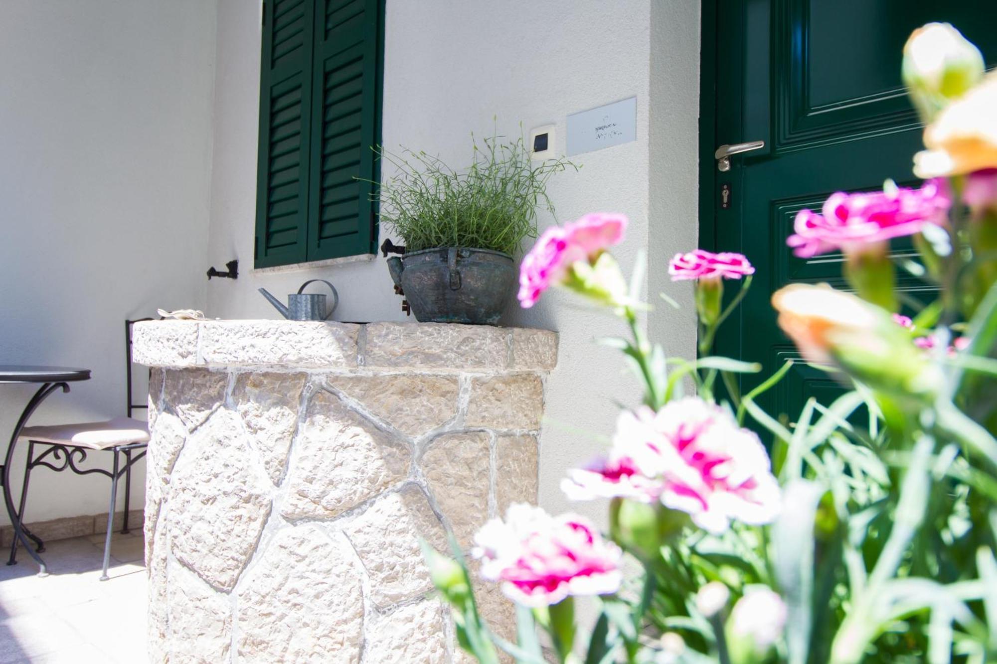 Apartments Petrinic Crnogaj Baška Eksteriør bilde