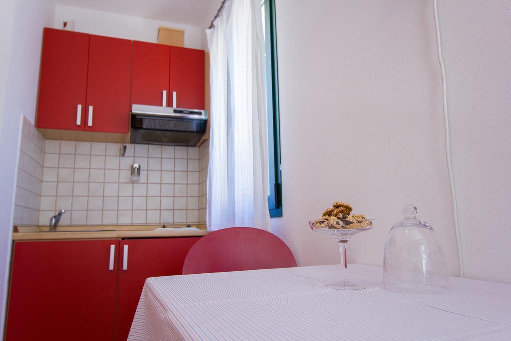 Apartments Petrinic Crnogaj Baška Eksteriør bilde